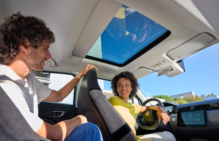 Leapmotor T03 - interiér